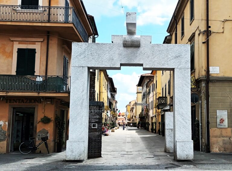 Ponsacco est une commune italienne de la province de Pise dans la région Toscane en Italie.