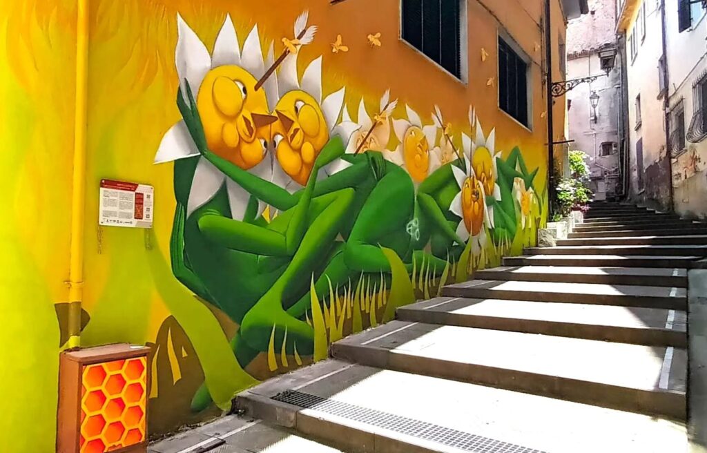 La fresque murale dans le centre historique de Carrare