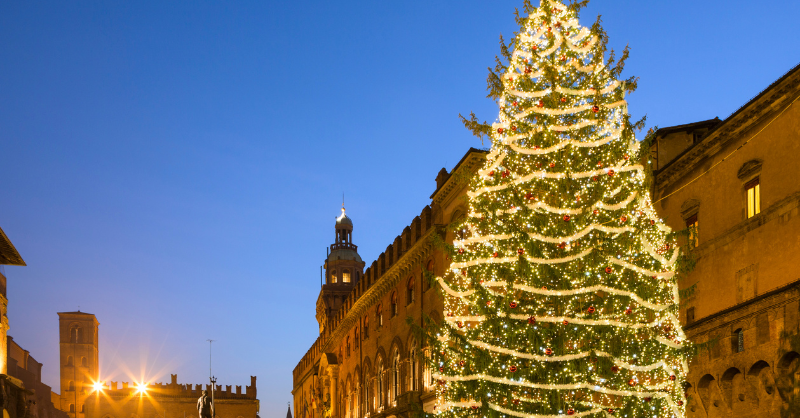 Visiter Bologne en Italie pendant la période pour découvrir la magie de Noël et la culture religieuse ancrée dans l'architecture de la ville