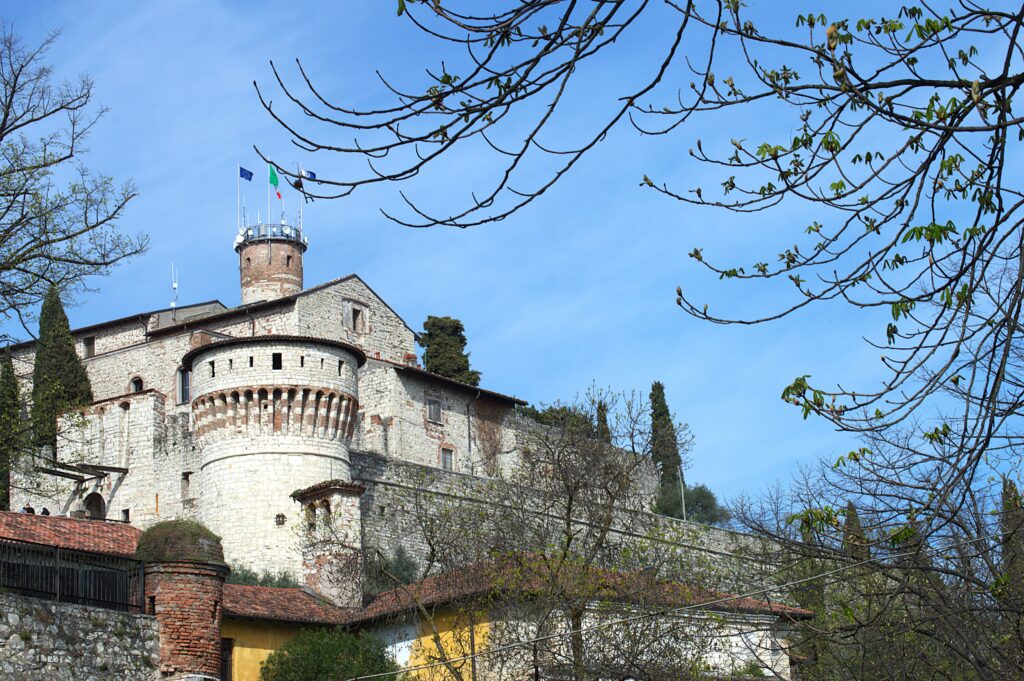 Vue sur la forteresse lors de la visite de Brescia