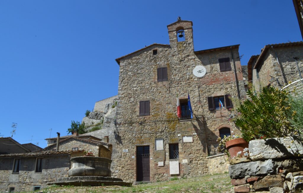 Le Palazzo Comunale de Castiglione d'Orcia est l'édifice majeur de la Piazza Vecchietta