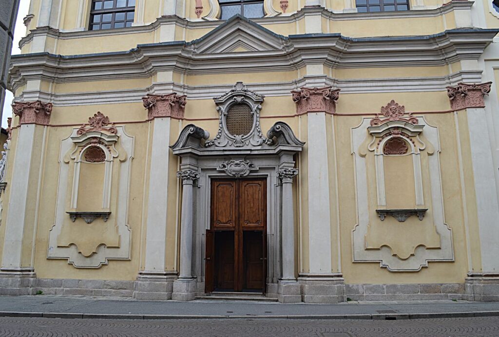 La façade de la Chiesa S.S Trinità, un joyau à visiter à Crema